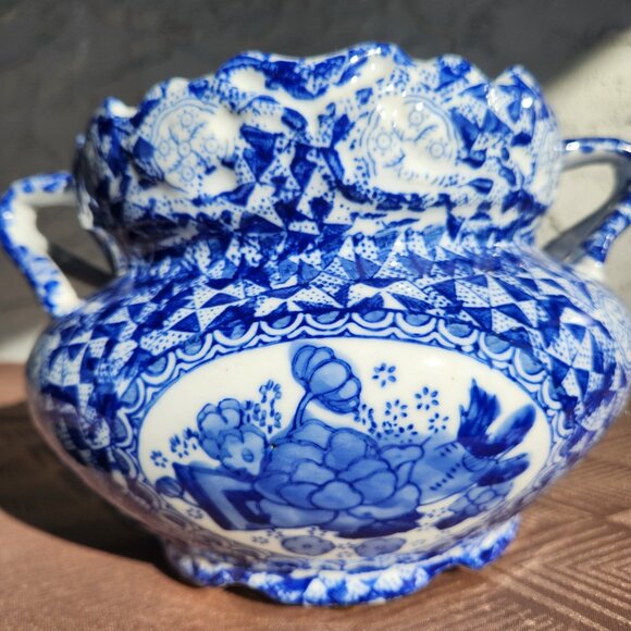 Vintage Blue & White Ceramic Pot w/ Handles, Cranes & Floral Chinoiserie - Picture 7 of 8